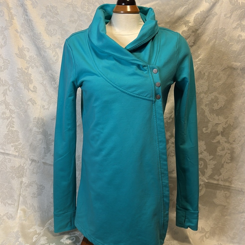 Danskin Zip Up Jacket with thumb holes
